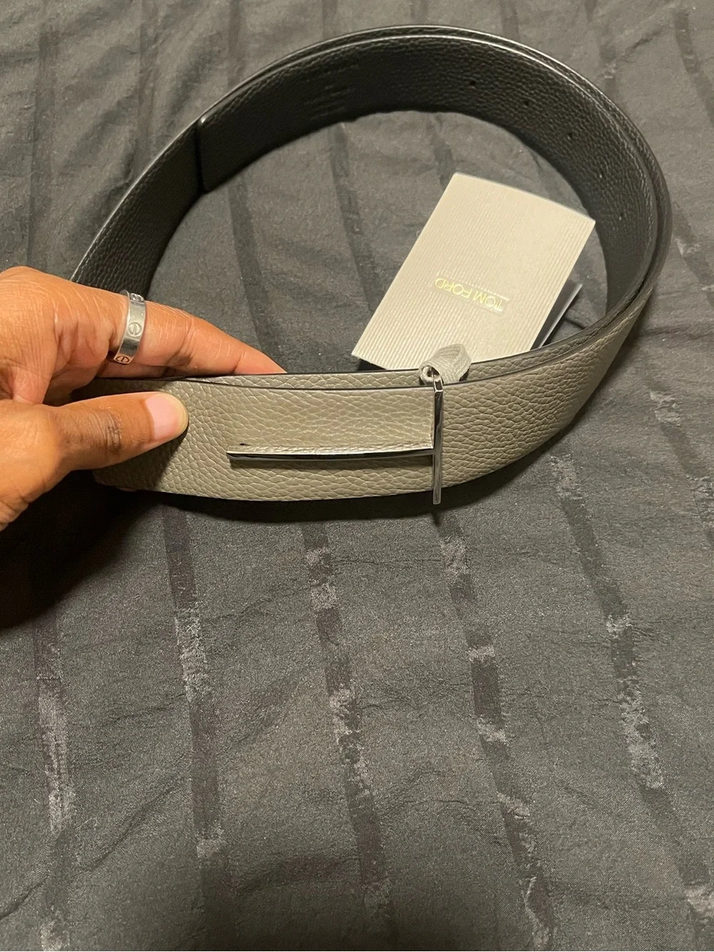 Tom Ford Gray/Black Reversible Pebbled Leather Belt with Silver T-Bar- Size 90
